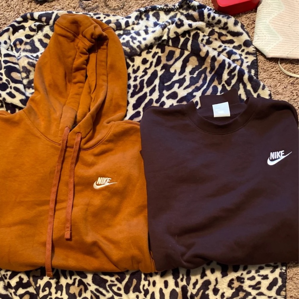 Nike xs crewneck & Hoodie BROWN